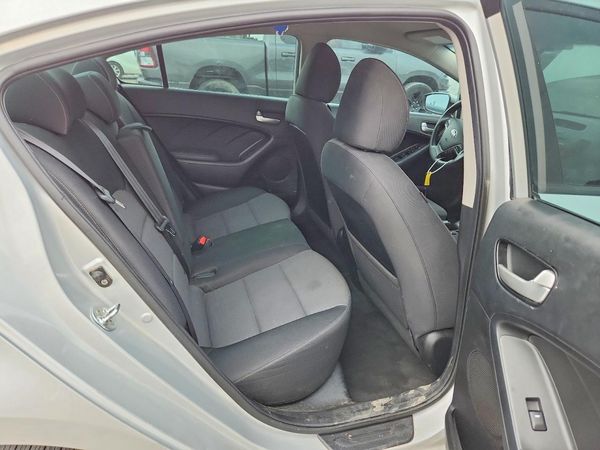 2017 KIA FORTE