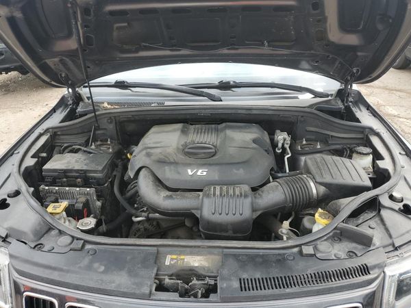 2015 JEEP GRAND CHEROKEE LAREDO 4X4