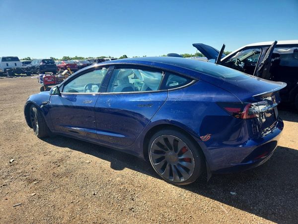 2022 TESLA MODEL 3 — DSRA