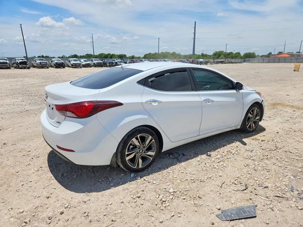 2015 HYUNDAI ELANTRA