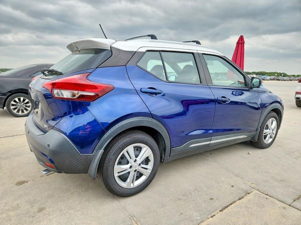 2020 NISSAN KICKS