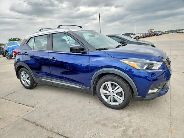 2020 NISSAN KICKS