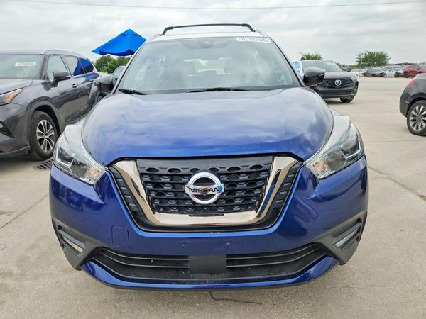 2020 NISSAN KICKS