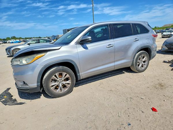 2016 TOYOTA HIGHLANDER