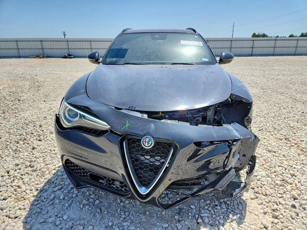 2021 ALFA ROMEO STELVIO