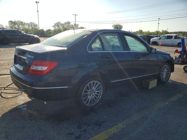 2013 MERCEDES-BENZ C C300