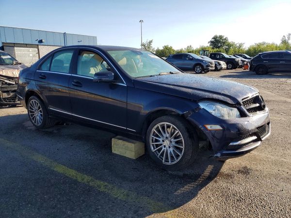 2013 MERCEDES-BENZ C C300