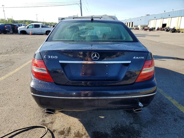 2013 MERCEDES-BENZ C C300