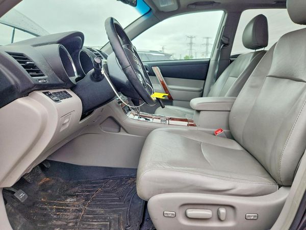 2013 TOYOTA HIGHLANDER Base/Hybrid