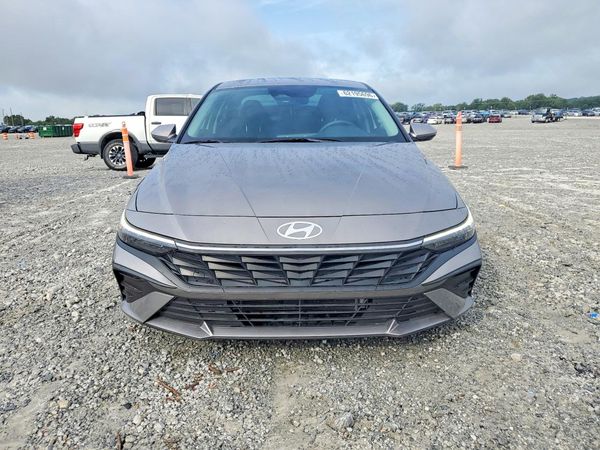 2024 HYUNDAI ELANTRA Blue