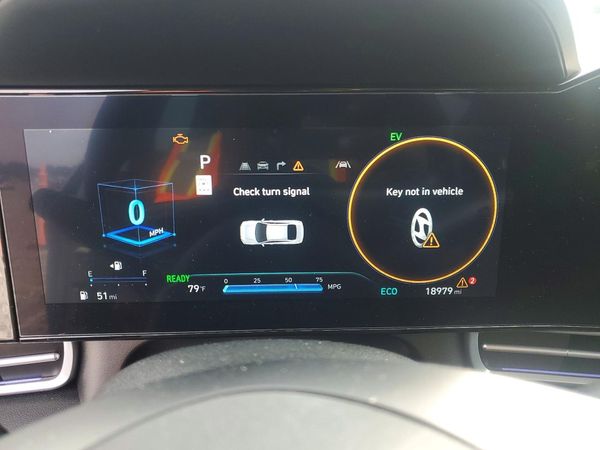 2024 HYUNDAI ELANTRA Blue