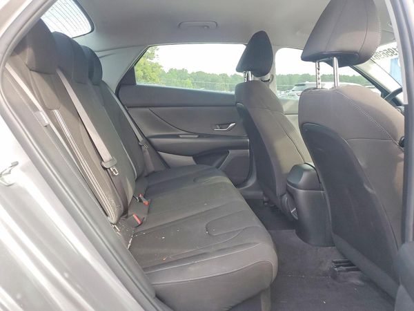2024 HYUNDAI ELANTRA Blue