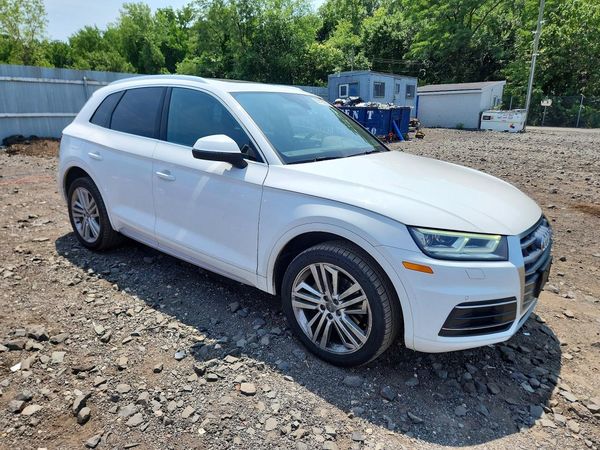 2018 AUDI Q5 quattro Premium Plus