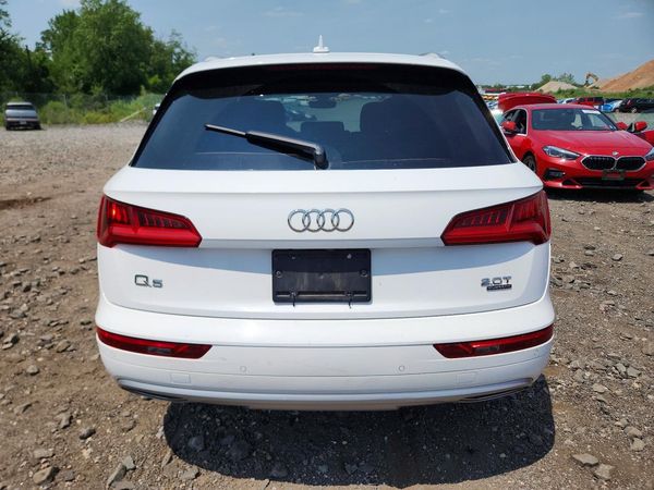 2018 AUDI Q5 quattro Premium Plus