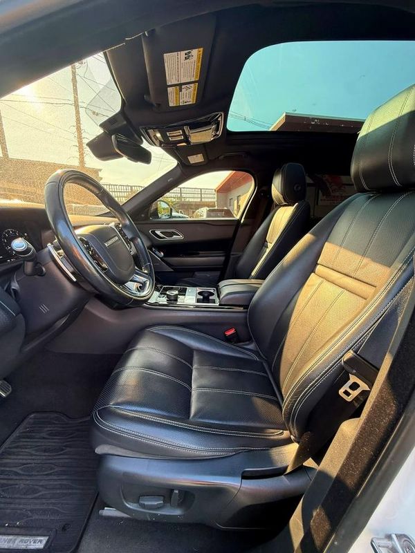 2019 LAND ROVER RANGE ROVER VELAR R-Dynamic SE