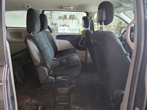 2015 DODGE GRAND CARAVAN SE