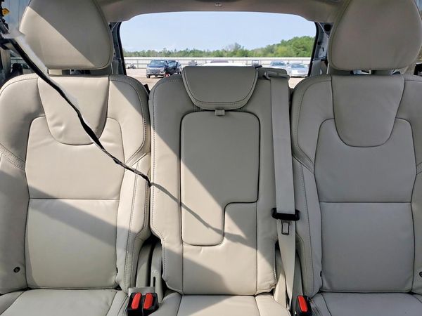2026 VOLVO XC90