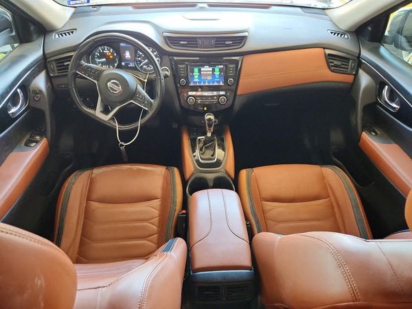 2018 NISSAN ROGUE