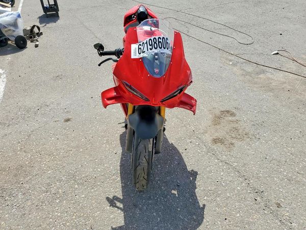 2025 DUCATI PANIGALE