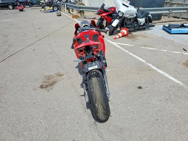 2025 DUCATI PANIGALE