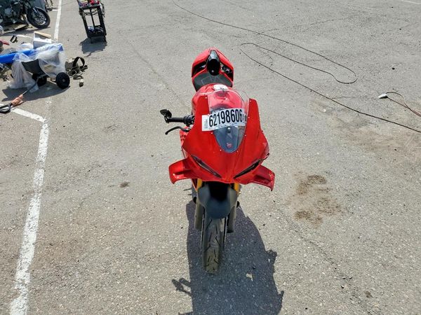 2025 DUCATI PANIGALE