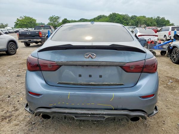 2016 INFINITI Q50
