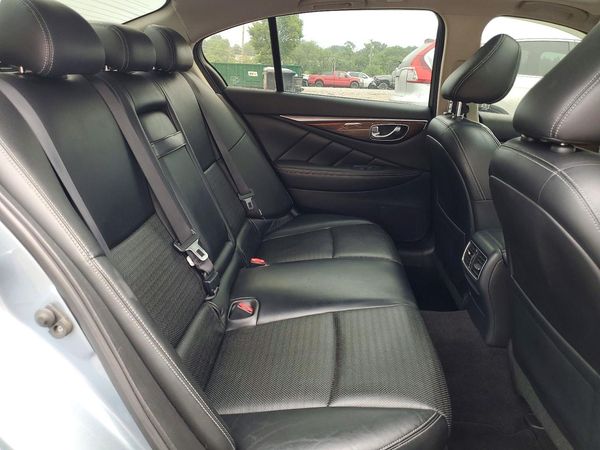 2016 INFINITI Q50