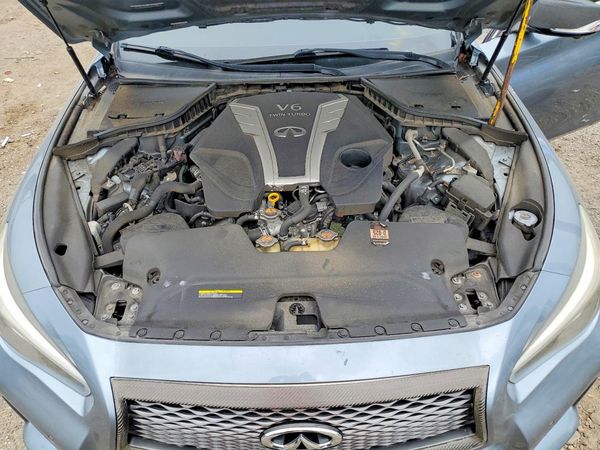 2016 INFINITI Q50