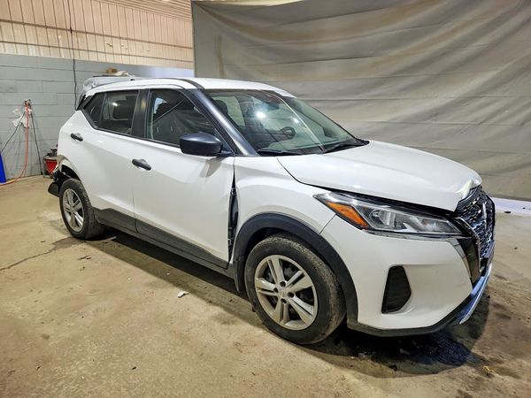 2024 NISSAN KICKS S
