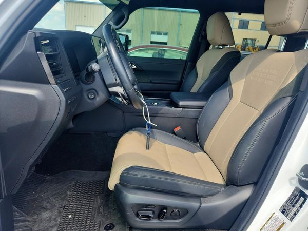 2024 LEXUS GX 550