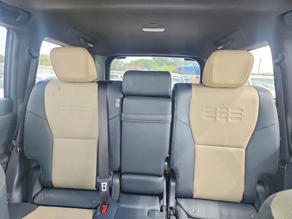 2024 LEXUS GX 550