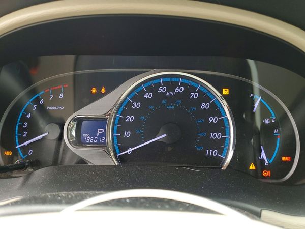 2014 TOYOTA SIENNA