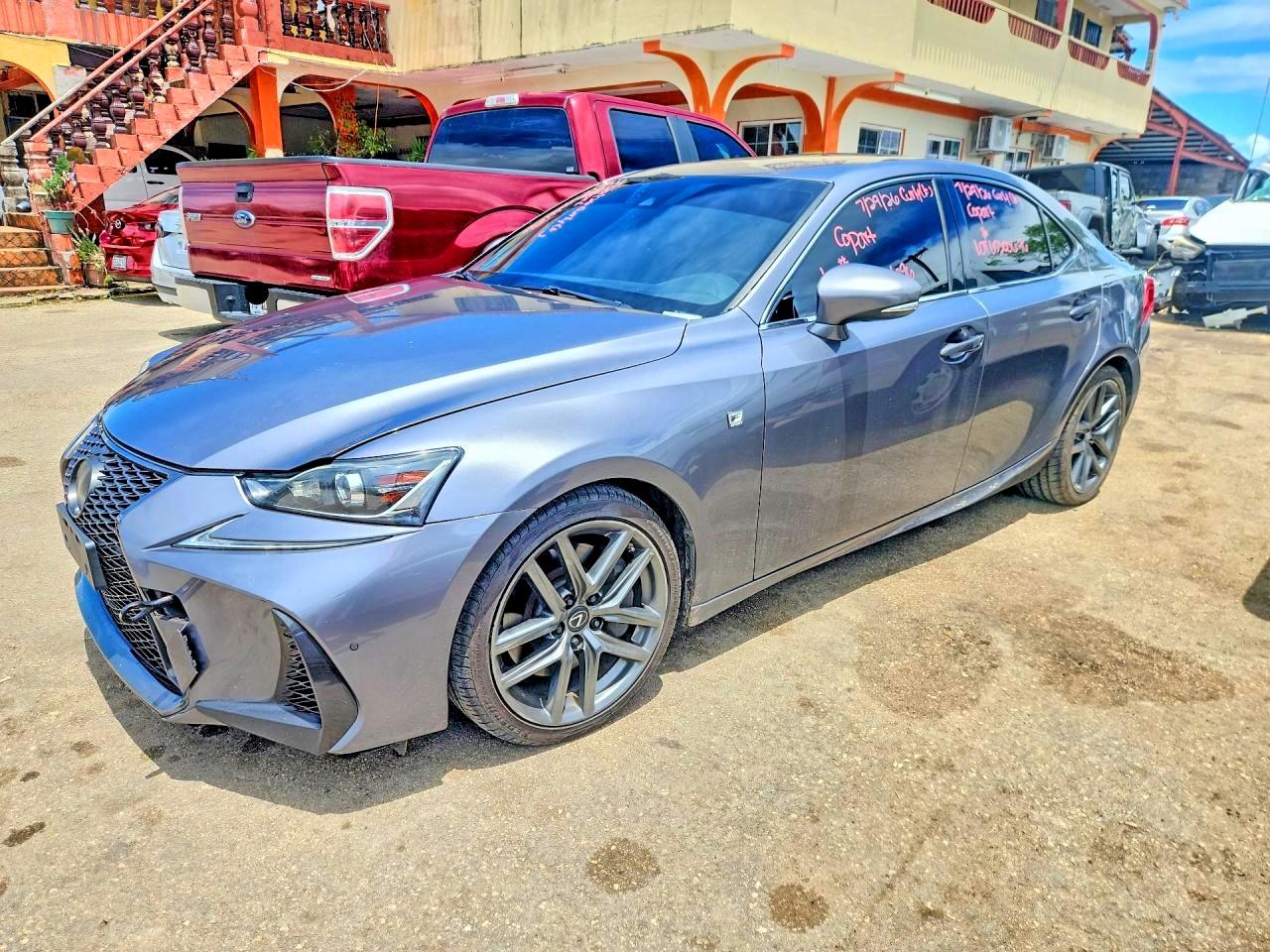 2018 LEXUS IS