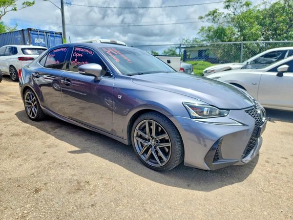2018 LEXUS IS