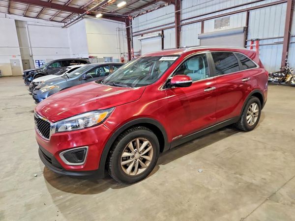 2016 KIA SORENTO L / LX