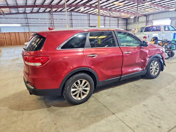 2016 KIA SORENTO L / LX