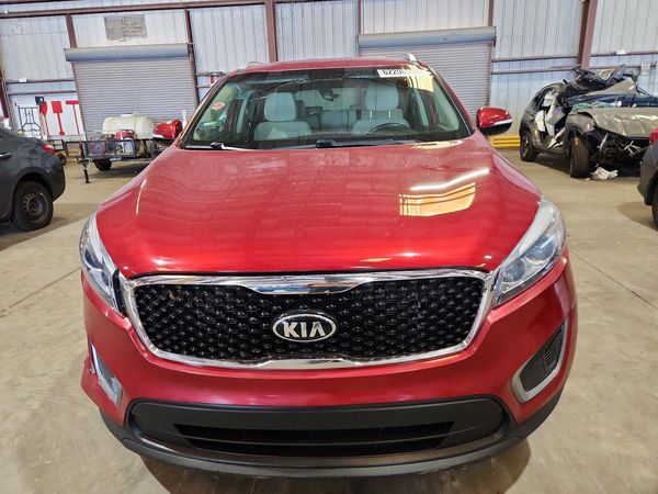 2016 KIA SORENTO L / LX