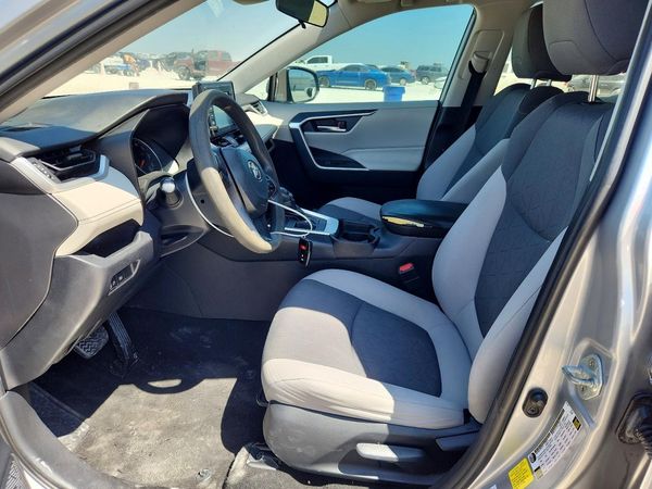 2019 TOYOTA RAV4