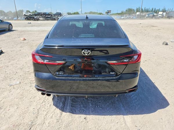 2025 TOYOTA CAMRY