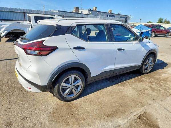 2023 NISSAN KICKS S