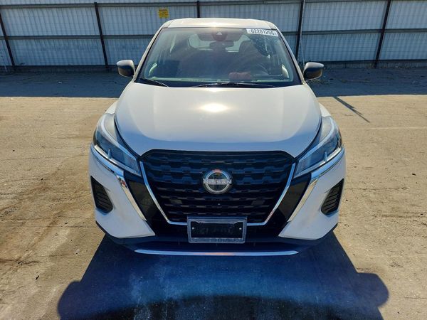 2023 NISSAN KICKS S