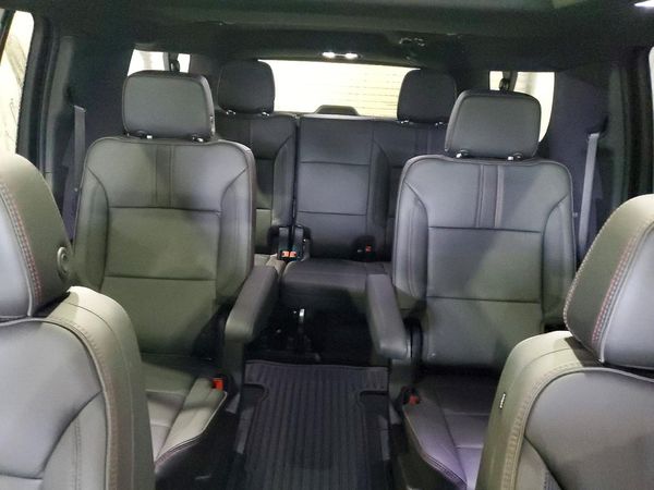 2025 CHEVROLET SUBURBAN RST