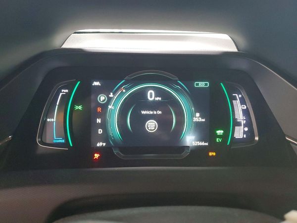 2021 HYUNDAI IONIQ SE