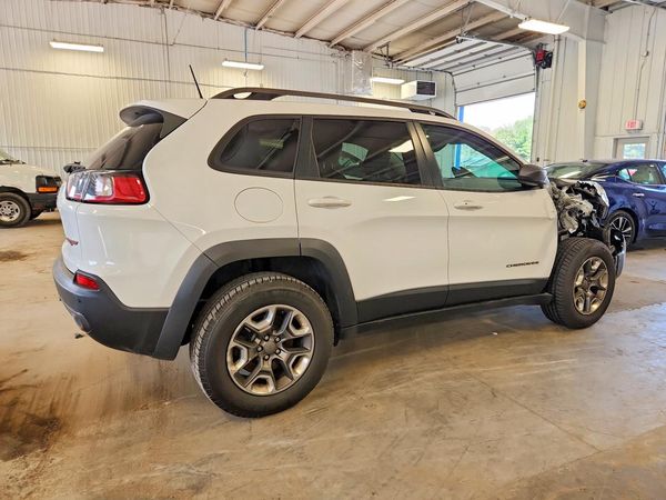 2019 JEEP CHEROKEE TRAILHAWK 4X4