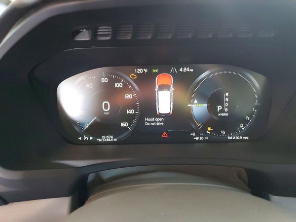 2016 VOLVO XC90 SV42 Momentum