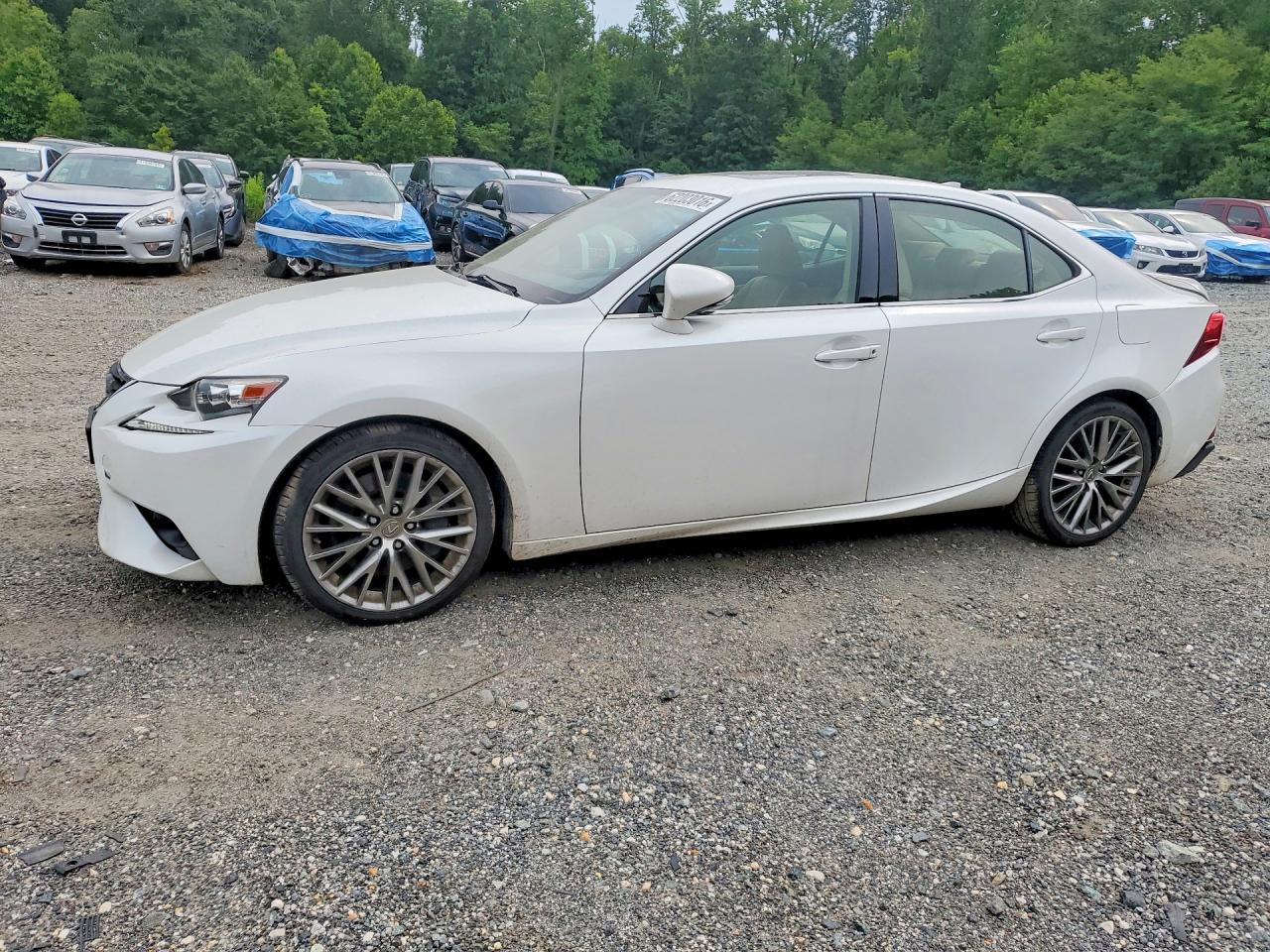 2016 LEXUS IS 300