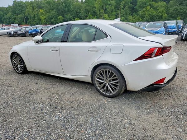2016 LEXUS IS 300