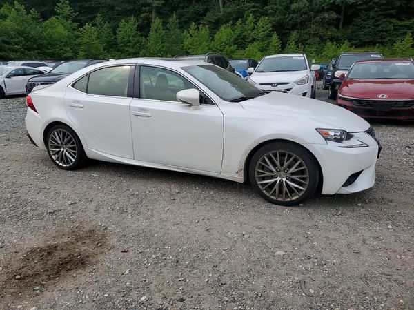 2016 LEXUS IS 300