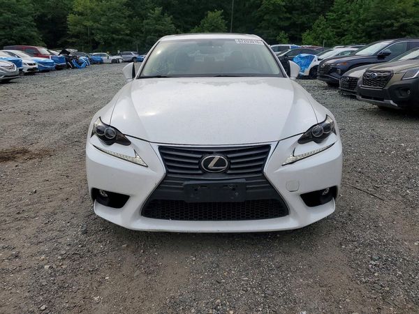 2016 LEXUS IS 300