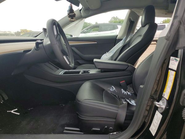 2023 TESLA MODEL 3 — DENT
